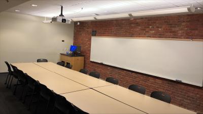 picture of Fayerweather 206 Classroom